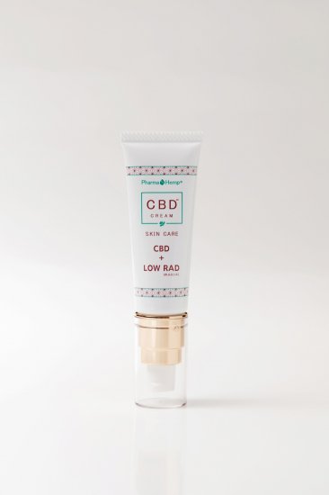 [Skin Care] CBD Therapy Cream / Rare Ore Containing (Glossiness/Firmness) / CBD200mg